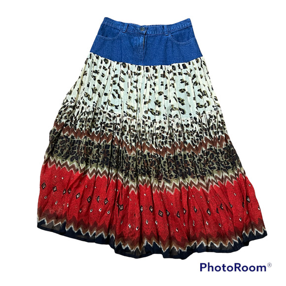 N.D.S. Skirt Size Large - Picture 1 of 3